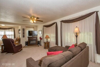 2308 Lyon St, Des Moines, IA 50317 - photo 5