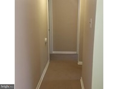 47 S New St unit 2ND FL, Hatboro, PA 19040 - photo 6