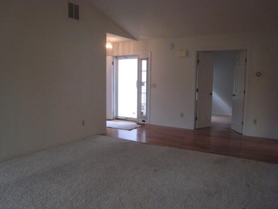 18421 Geary Ct, South Bend, IN 46637 - photo 6