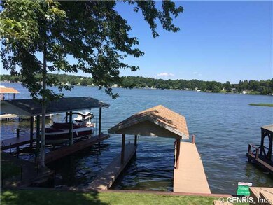 Waterfront/Dock/Pier
