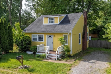 This home is just minutes from shopping at Walmart and Keystone at the crossing.  Easy access to I-465.