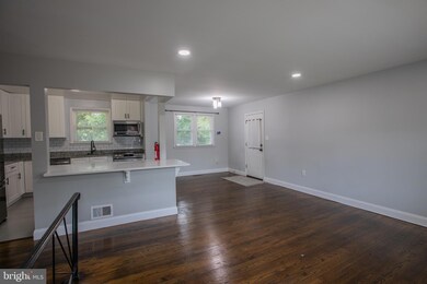 5707 Alan Dr, Clinton, MD 20735 - photo 5