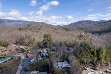 32 Mystic Ln, Sylva, NC 28779 - photo 2