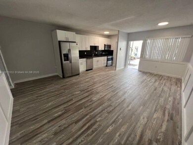 2430 NE 135th St unit 105, North Miami, FL 33181 - photo 5