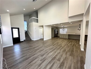 9632 Rising Tide Dr, Las Vegas, NV 89117 - photo 5