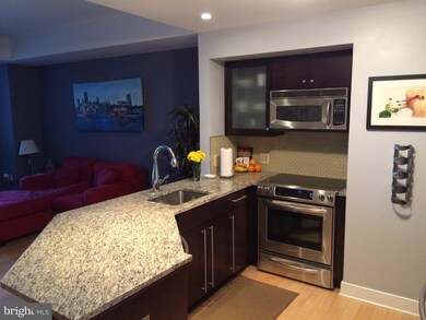 The Vue, Baltimore, MD 21202 - photo 5