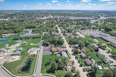 711 W Racine St, Jefferson, WI 53549 - photo 5