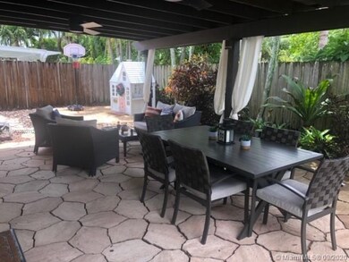 16520 SW 52nd St, Miami, FL 33185 - photo 7