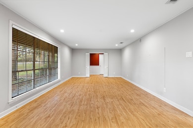 1100 Gardenia Ln, Longview, TX 75601 - photo 5