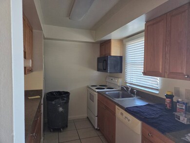 4609 Leucadendra Dr, Sebring, FL 33872 - photo 2