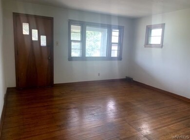 1943 Niagara St, Niagara Falls, NY 14303 - photo 5