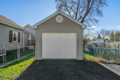 5 Connecticut Ave, Rensselaer, NY 12144 - photo 3