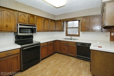 1930 Vanderbilt Ave, Portage, MI 49024 - photo 5