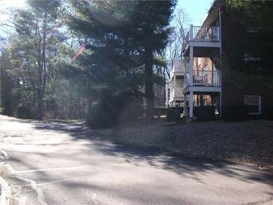 12 Stonehedge Dr unit 116, Smithfield, RI 02828 - photo 2