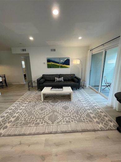 1714 Enfield Rd unit 105, Austin, TX 78703 - photo 4