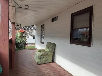 326 N 17th Ave, Beech Grove, IN 46107 - photo 2