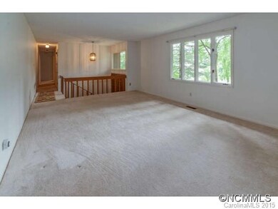 22 Gardenwood Ln, Asheville, NC 28803 - photo 5