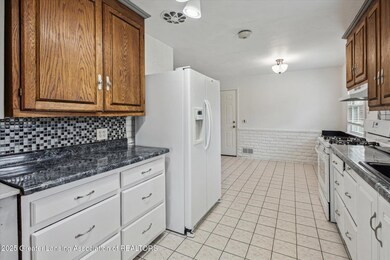 23-9087-Clark-Rd-Grand-Ledge-MI-48837-Wi