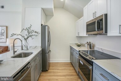 1865 California St NW unit 3, Washington, DC 20009 - photo 7