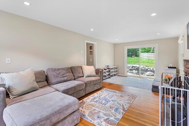 53 Southgate Rd, Franklin, MA 02038 - photo 4