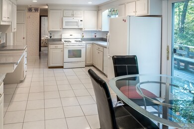 5 Circle Way, Sharon, MA 02067 - photo 3