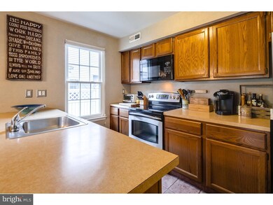 266 Wood Stream Ct, Langhorne, PA 19047 - photo 4