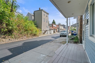 4724 Juniper St, Pittsburgh, PA 15224 - photo 6
