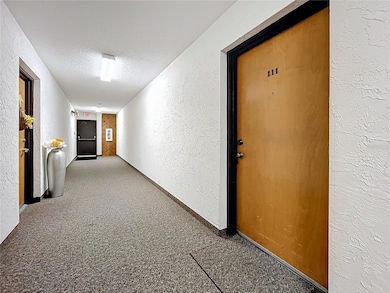 2587 Countryside Blvd unit 6111, Clearwater, FL 33761 - photo 4