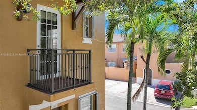 14634 SW 5th St unit 15, Pembroke Pines, FL 33027 - photo 4