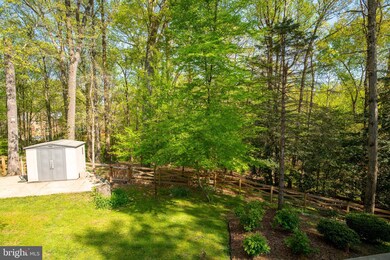 8019 Lake Pleasant Dr, Springfield, VA 22153 - photo 6