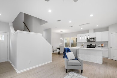 9291 Kingsflower Cir, Houston, TX 77075 - photo 4