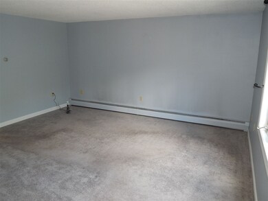 184 Valley Way W unit 184, Manchester, NH 03102 - photo 7