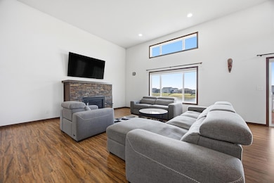 2216 10th Ct W, West Fargo, ND 58078 - photo 6