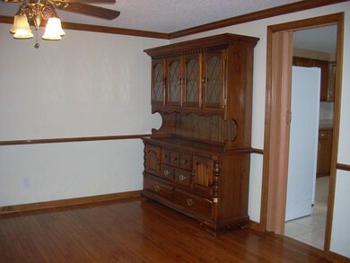 7321 Balla Dr, North Tonawanda, NY 14120 - photo 7