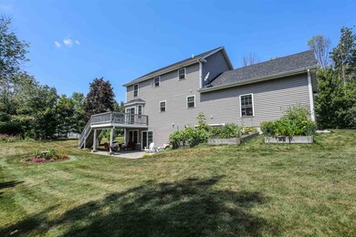 1025 Meadow Ln, Dunbarton, NH 03046 - photo 6