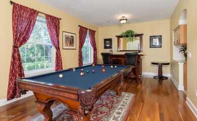 Formal living and dining