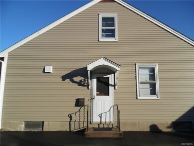 676 Barrally St, North Tonawanda, NY 14120 - photo 5