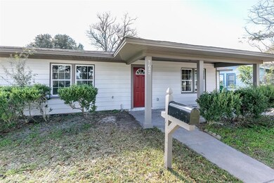 7642 Dixie Dr, Houston, TX 77087 - photo 3