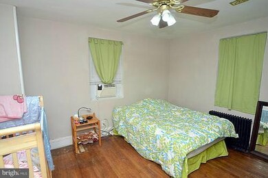 2041 Northeast Ave, Halethorpe, MD 21227 - photo 5