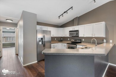 14-Kitchen_SLS_-7692