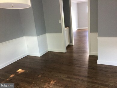 6836 Mclean Province Cir, Falls Church, VA 22043 - photo 7