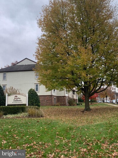 802 Stratford Way unit H, Frederick, MD 21701 - photo 2