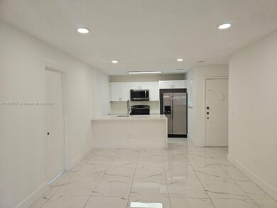 6580 W 27th Ct unit 2158, Hialeah, FL 33016 - photo 2
