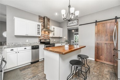 15267 Russell Rd, Siloam Springs, AR 72761 - photo 5