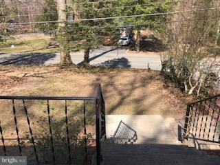 18322 Cabin Rd, Triangle, VA 22172 - photo 4