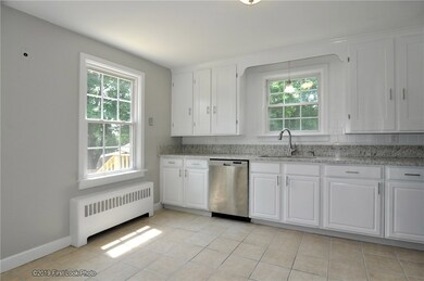 47 Madeleine Ave, Woonsocket, RI 02895 - photo 5