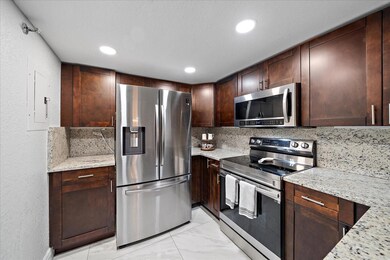 Wanamaker House unit 305, Port Charlotte, FL 33952 - photo 5