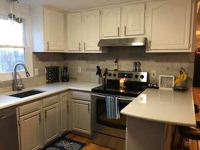 985 Stafford St, Rochdale, MA 01542 - photo 3