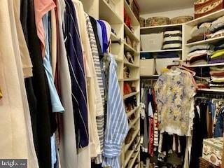 2194 Harithy Dr, Dunn Loring, VA 22027 - photo 4