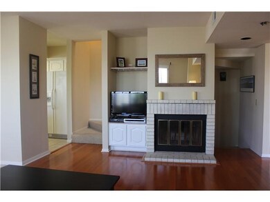 1075 Tourmaline St, San Diego, CA 92109 - photo 5